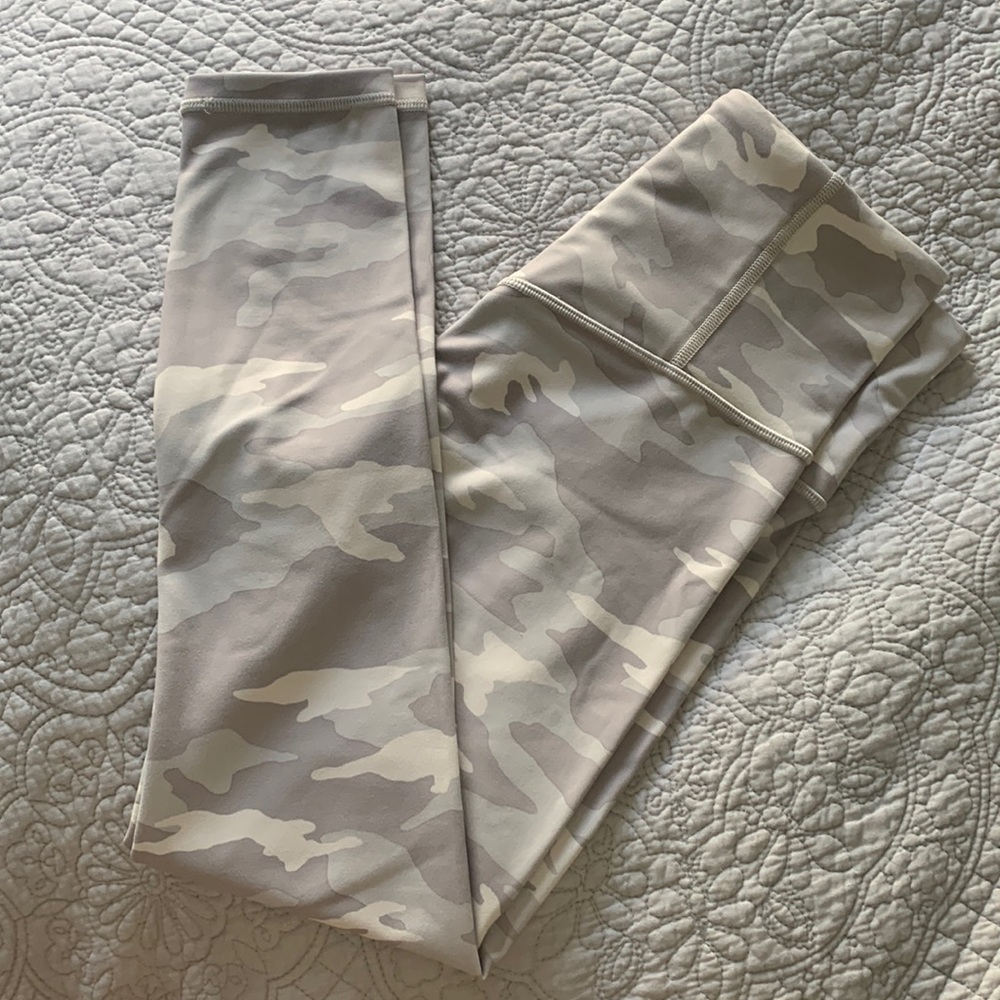 athleta elation camo 7/8 tight